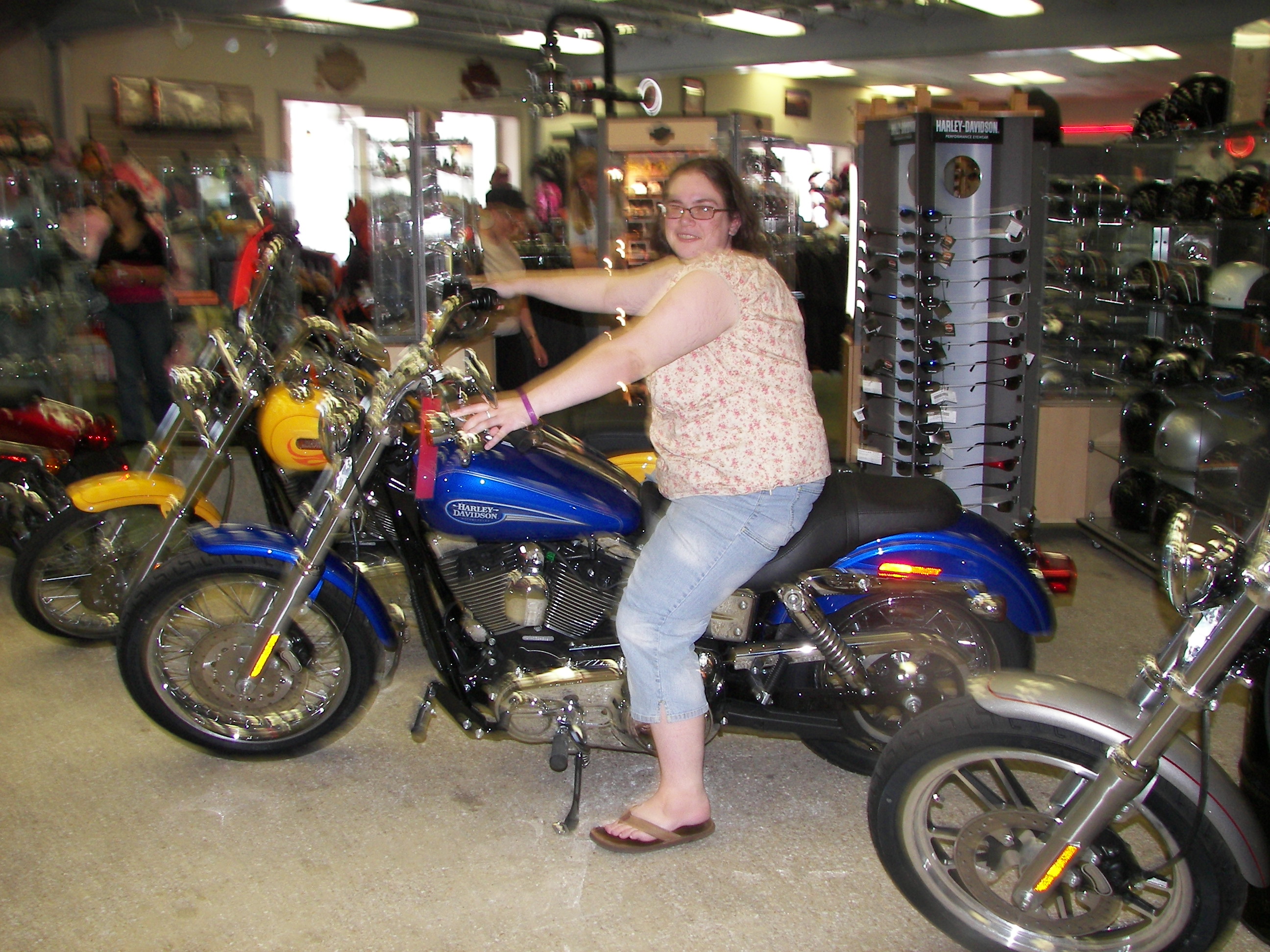 motorgirl2.jpg